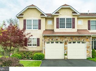 610 Greycliffe Ln, Ambler, PA 19002