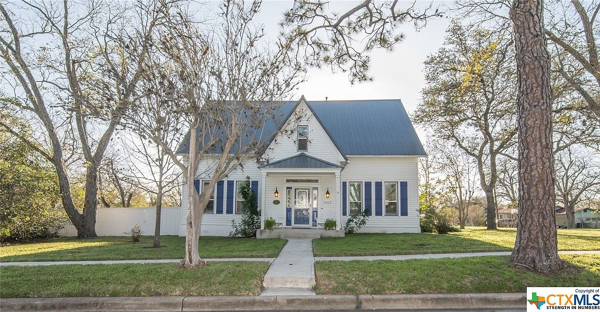 1322 N Avenue F, Shiner, TX 77984 Zillow