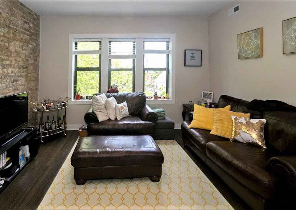 1st image of 2230 N Sawyer Ave APT 3E