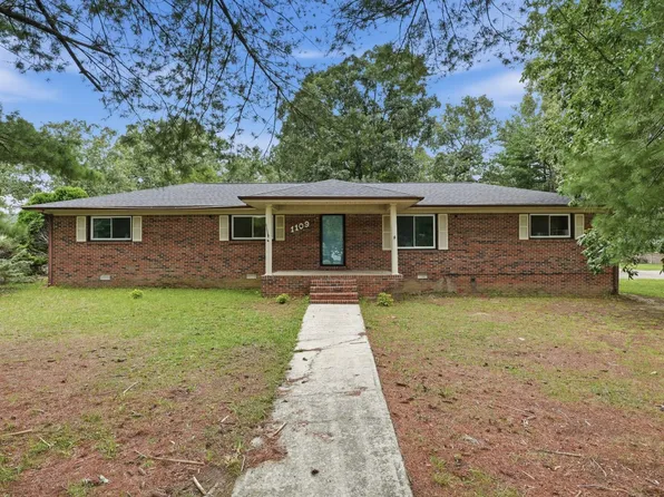 1109 McMahan St, Manchester, TN 37355