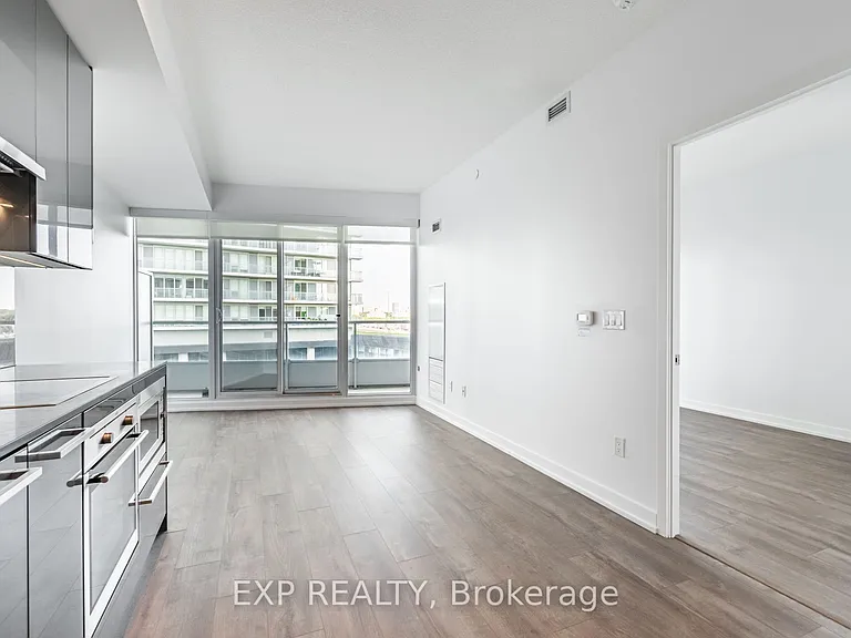 115 McMahon Dr #206 — Photo 3