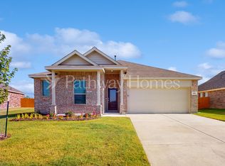944 Rusty Spur Ln, Haslet, TX 76052