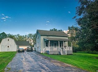 647 Ransom Rd, Lancaster, NY 14086