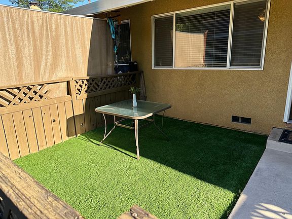 3rd image of 5010 Bremner Way Unit 2