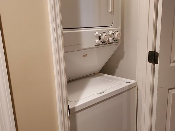 3rd image of 509 S Campbell Ave #1