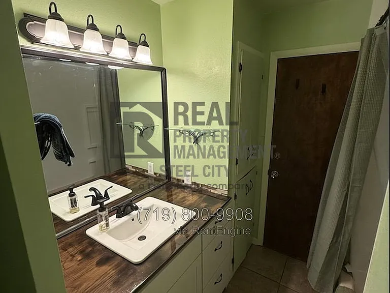 511 W Evans Ave — Photo 15