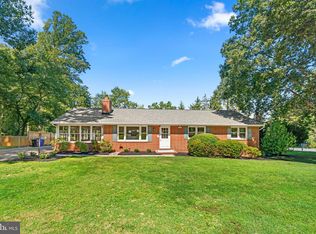 2926 Pinewick Rd, Ellicott City, MD 21042