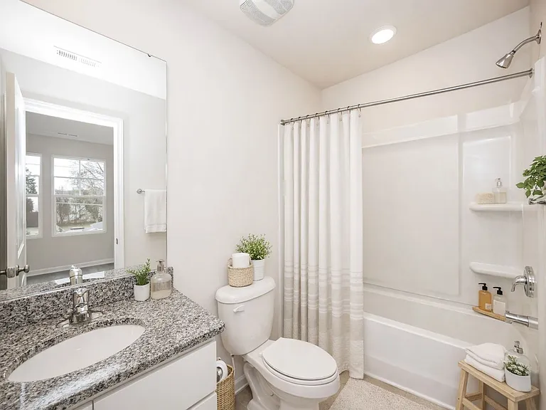1215 Briarhill Rd #A — Photo 17