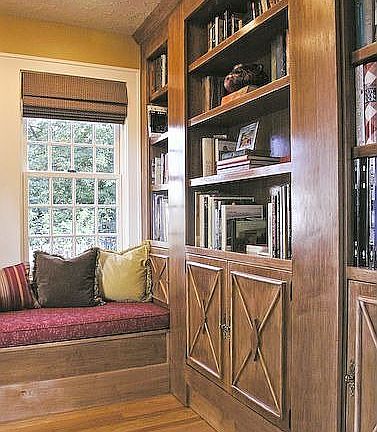 Sunroom w/ hidden bath dr
