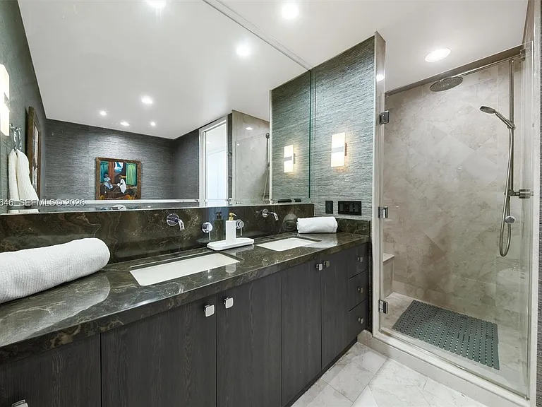 100 S Pointe Dr #702 — Photo 25
