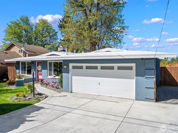 28443 15th Avenue S, Federal Way, WA 98003