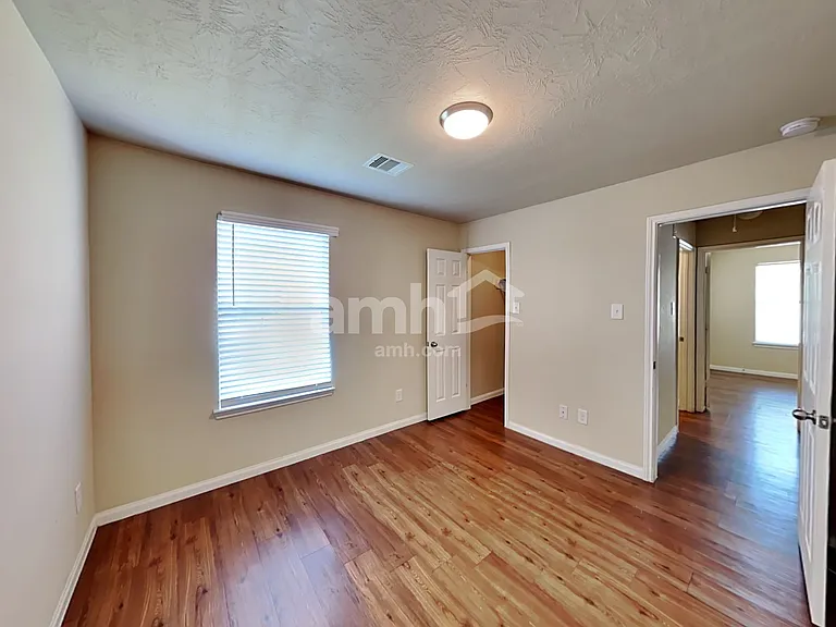 5923 Stockholm Ct — Photo 21