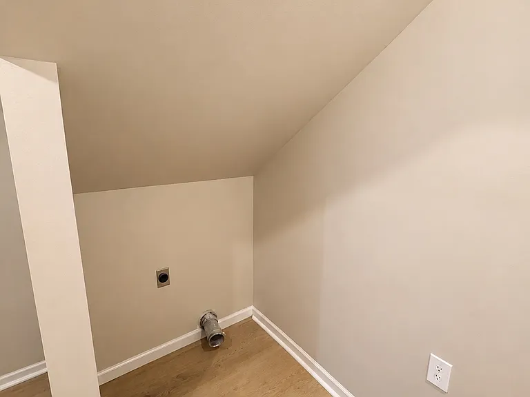 143 S Monroe Ave — Photo 17