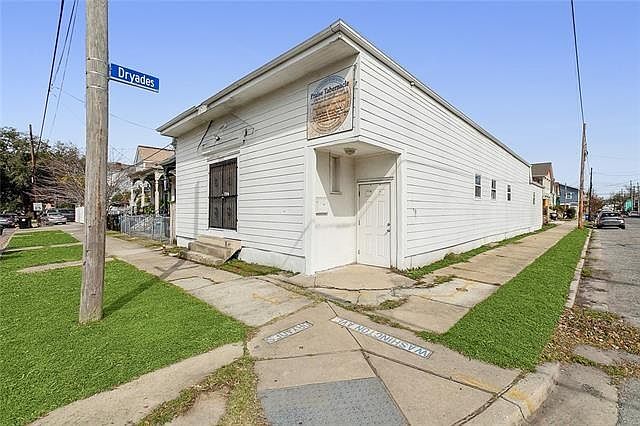 1st image of 1901 Washington Ave