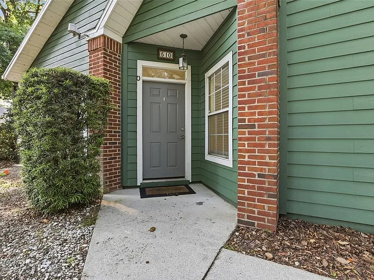 510 NW 50th Blvd #510 — Photo 5