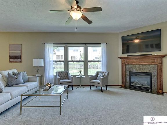 2nd image of 17056 Corby St