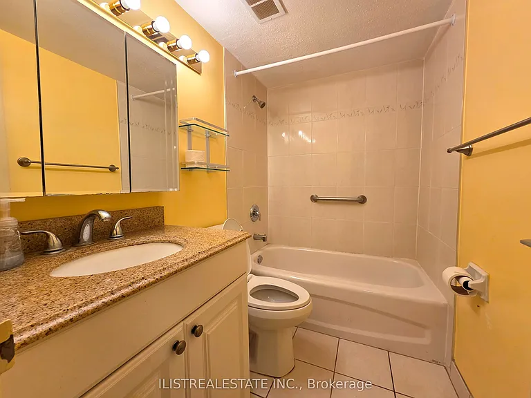 5 Massey Sq #407 — Photo 11