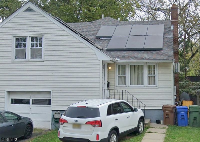 1st image of 208 E Price St
