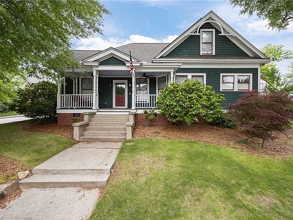 2nd image of 420 McAdoo Ave