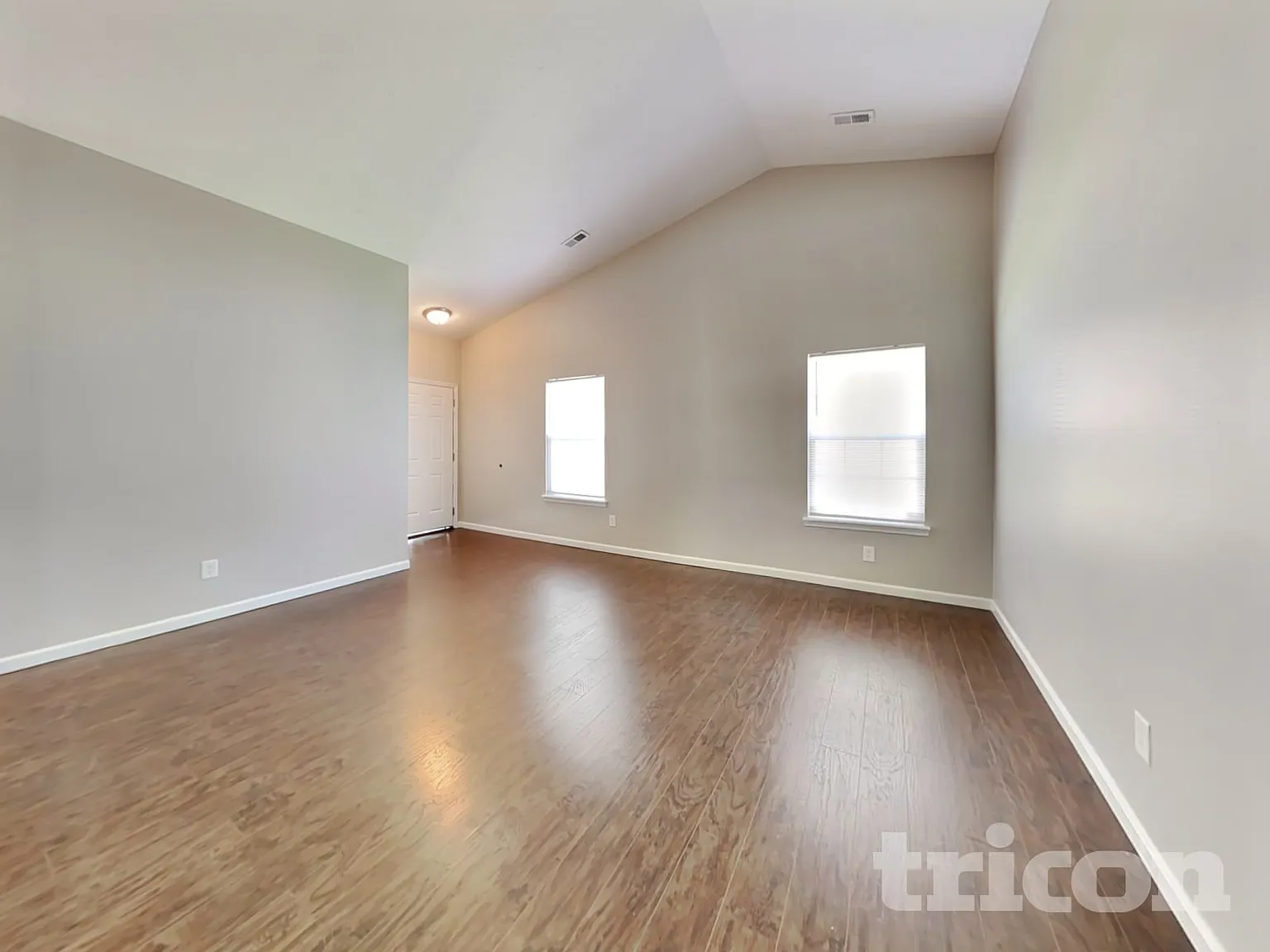 2240 Prairie Fire Lane Indianapolis IN — Photo 3