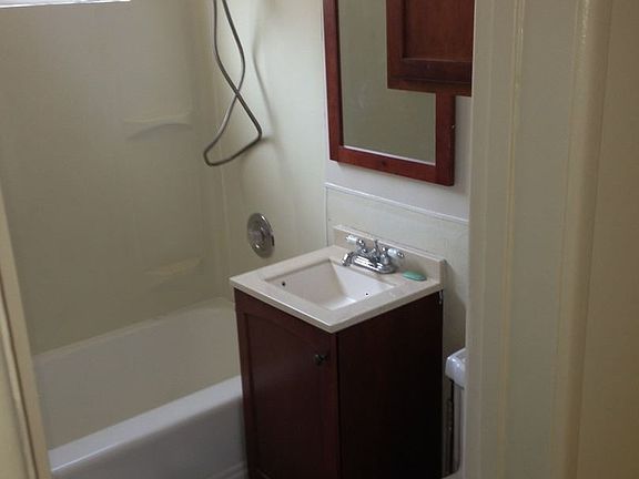 4th image of 3059 1/2 Hawthorn St