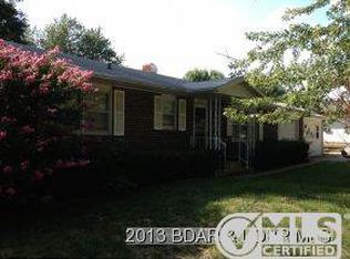 1003 N Mill St, Eldon, MO 65026