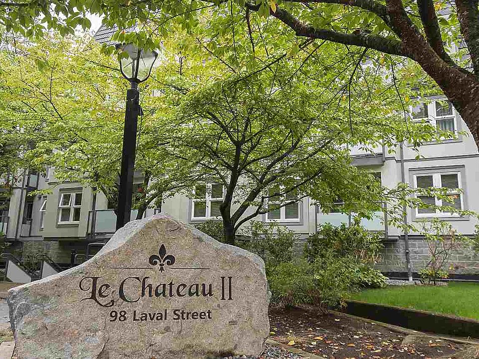 1st image of 98 Laval St #215