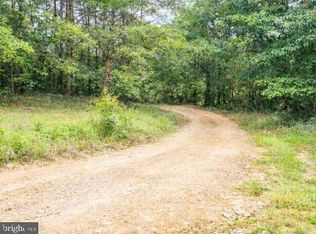98 Pete McCoy Ln, Berkeley Springs, WV 25411