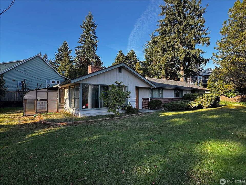 1st image of 2105 100th Ave NE