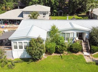 208 Cove View Dr, Trinity, TX 75862