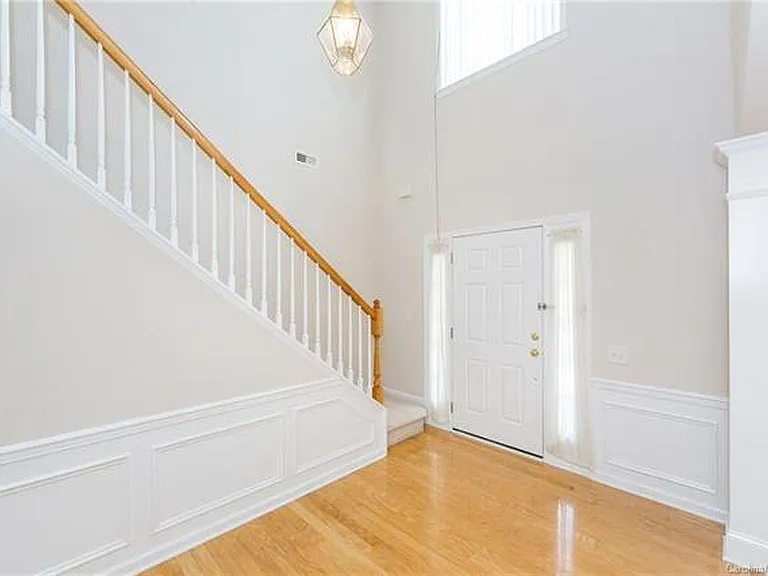 8609 Society St — Photo 2