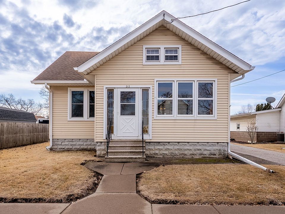 1st image of 213 E Mayne St