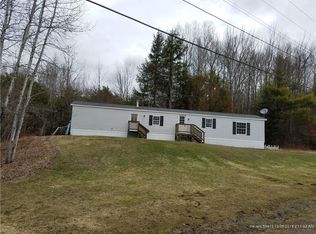 184 Cascade Leisure Park Rd, Farmington, ME 04938