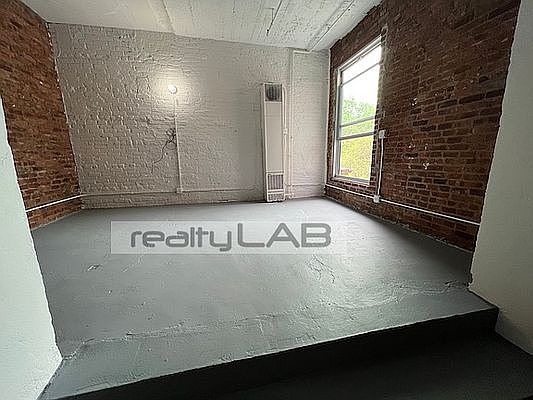 4th image of 1236 Atlantic Ave APT 211
