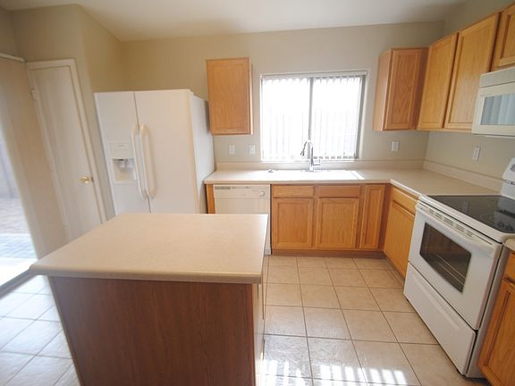 5th image of 11342 E Camino St