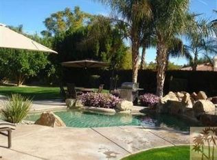 6 Como Cir, Palm Desert, CA 92211