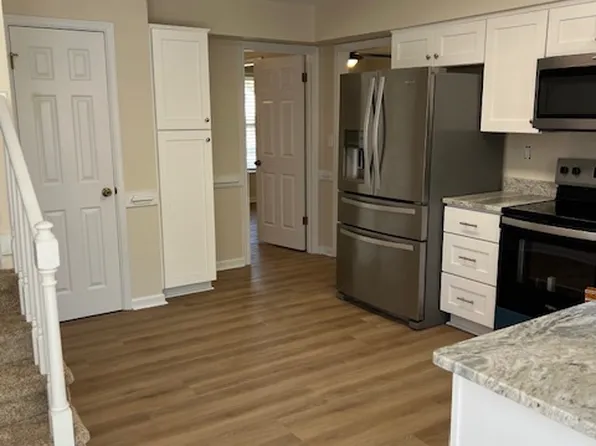 533 Tennis Dr, Chesapeake, VA 23320