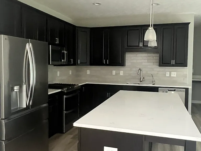 5749 Shadowfair Ln — Photo 10