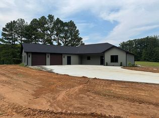 55 Hinchey Cemetery Rd, Paris, TN 38242