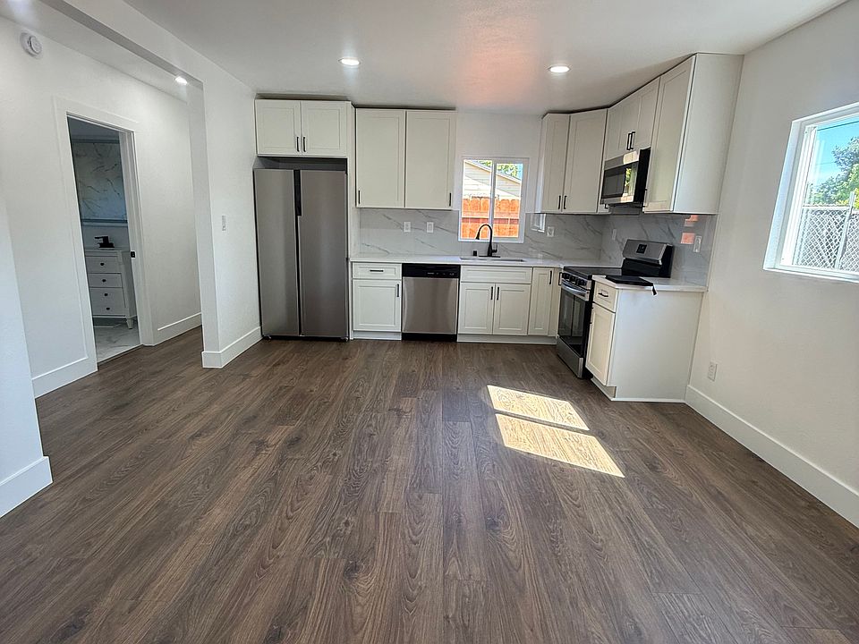 1st image of 2871 19th Ave