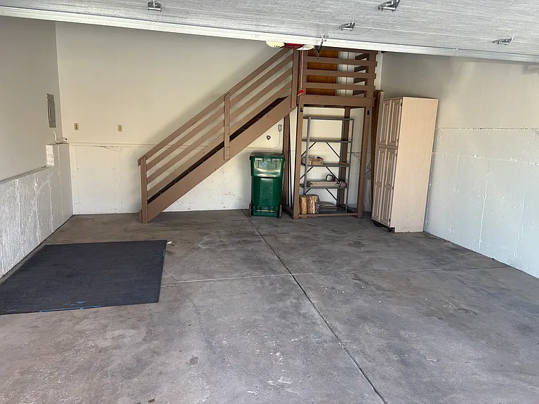 1425 Vondelpark Dr — Photo 23