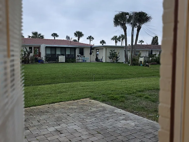 188 Cardinal Dr — Photo 10