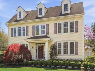 2 Legendary Circle, Rye Brook, NY 10573