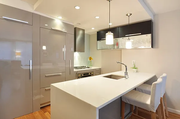 Sold by Corcoran | media 14