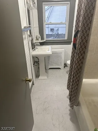 191 Hollywood Ave Photo 1