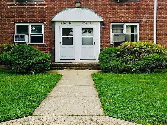 3rd image of 22021 73rd Ave #1