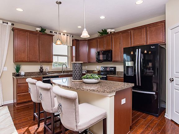 3rd image of 5360 Hibiscus Dr