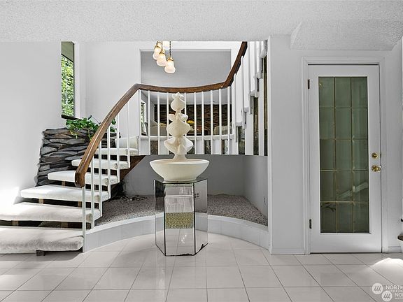 3rd image of 4914 Cedarwood Lane NW