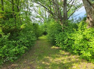 7227 W Donges Bay Rd, Mequon, WI 53092