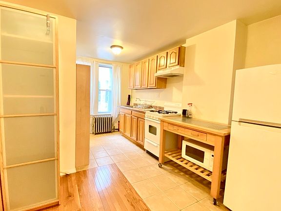 4th image of 111 1st Ave #3A